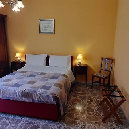 Bed and Breakfast La Riviera Milazzo Exterior foto