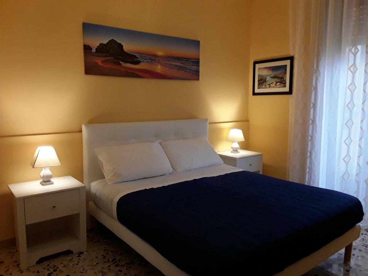 Bed and Breakfast La Riviera Milazzo Exterior foto